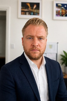 Ryan Mitchell